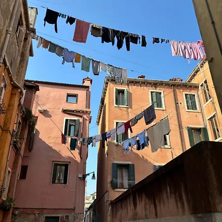 Comfortable In The Authentic Venice! Wi-fi Free Holiday home
