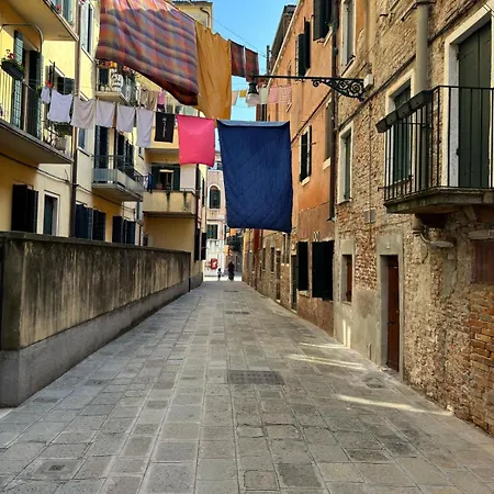 Comfortable In The Authentic Venice! Wi-fi Free Holiday home